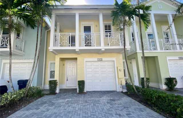 11428 NW 74th Ter photos photos