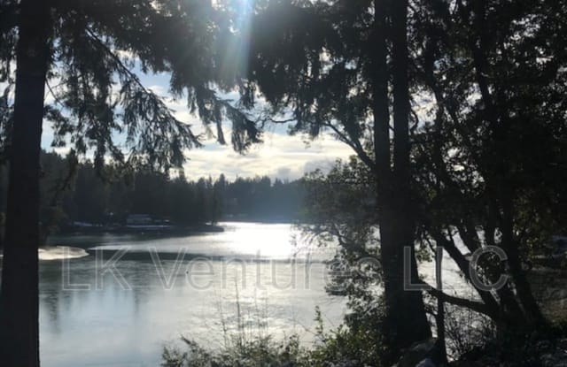 1812 S Marine Dr - 1812 Marine Drive, Bremerton, WA 98312