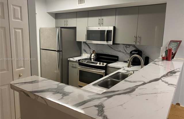 677 SW 111th Ave photos photos