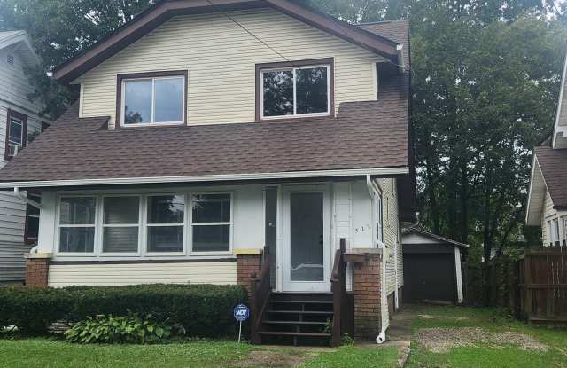 4 Bed / 1.5 Bath Fully Updated Home Gallery 3