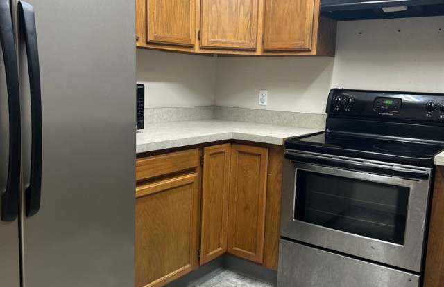 Century 21 Gold Rush - 2 bed, 1.5 bath (Fairbanks) photos photos