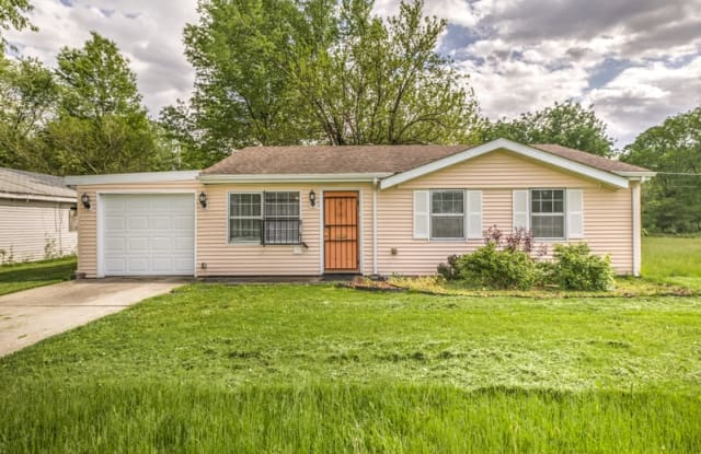 4210 N Park Dr - 4210 North Park Drive, East St. Louis, IL 62204