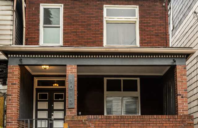 1013 Ross Avenue photos photos