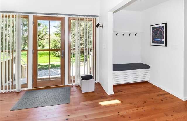 10 Wyndham Hill Road Gallery 2