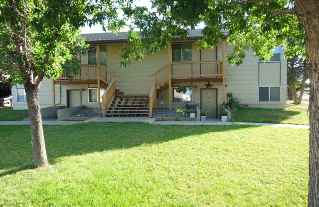 Downstairs Two Bedroom Apt in Bayfield photos photos