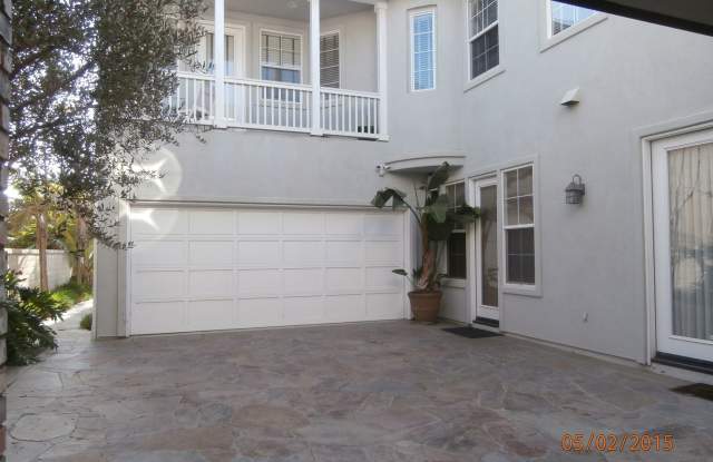 6592 Beachview Dr Gallery 3