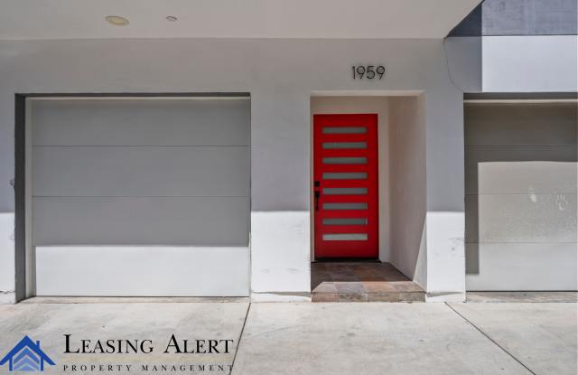 1959 Vista Del Mar Avenue - 1 Gallery 2