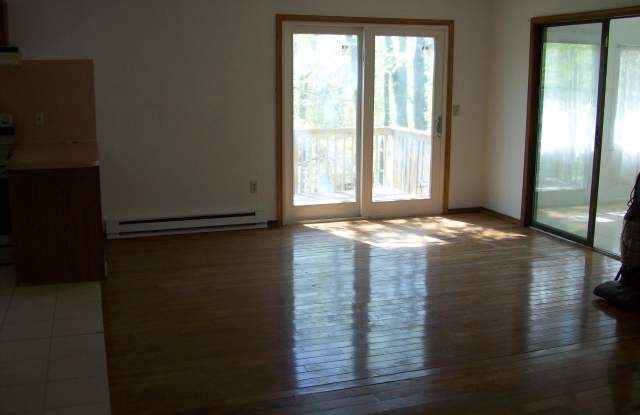 173 Hyland Drive Gallery 4