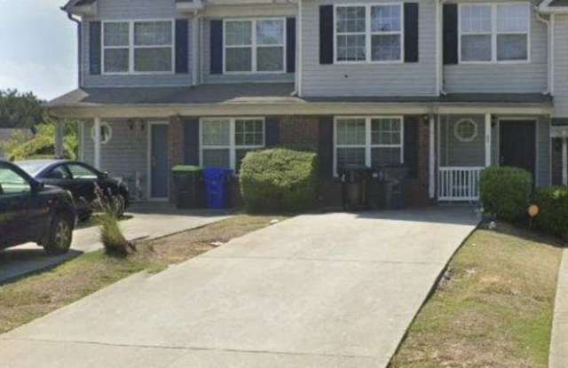 460 Parkway Road - 460 Parkway Road, Fairburn, GA 30291