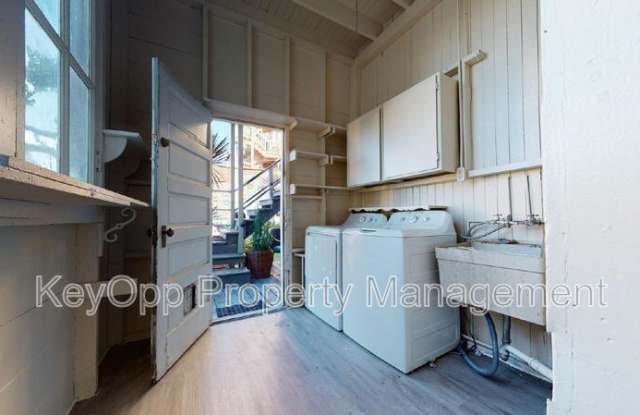 575 Noe Street Gallery 4