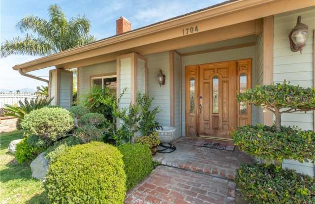 1704 Redgate Circle Gallery 2
