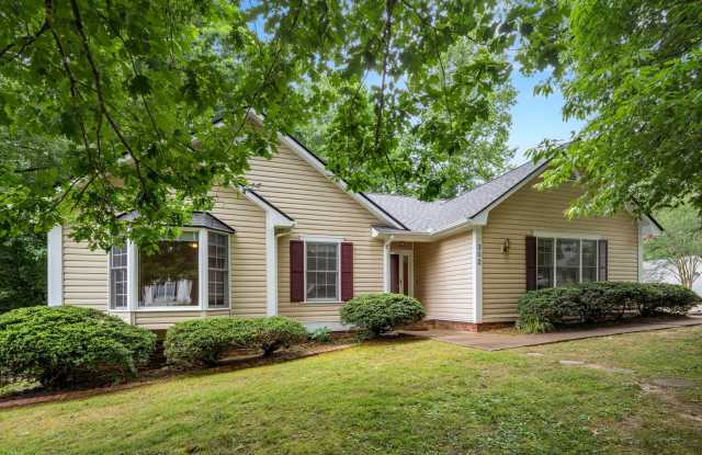 Great House in Southchase - 302 Springfield Court, Fletcher, NC 28732 Great House in Southchase - 302 Springfield Court, Fletcher, NC 28732