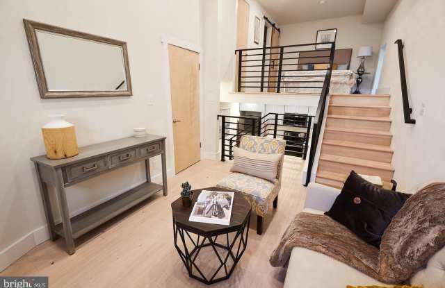 1238 E MONTGOMERY AVENUE photos photos