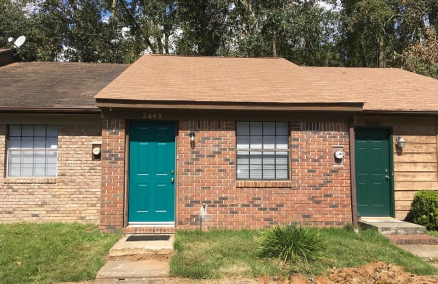 2045 Continental Ave - 2045 Continental Avenue, Tallahassee, FL 32304