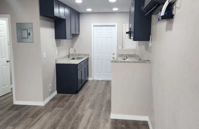 1042 Ola Drive - 1 Gallery 2