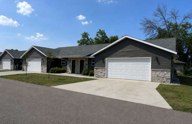 2485 Chestnut Drive Gallery 2