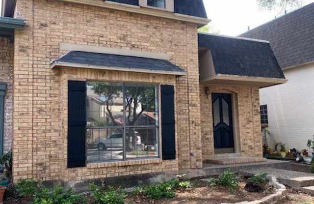 2563 Lindenwood Dr Gallery 2