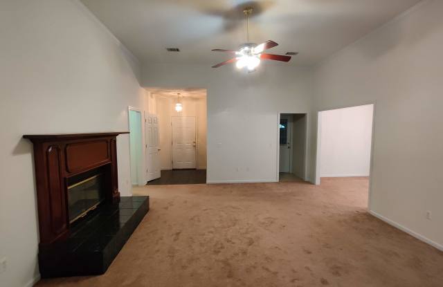 801 Hopeton Ct Gallery 4