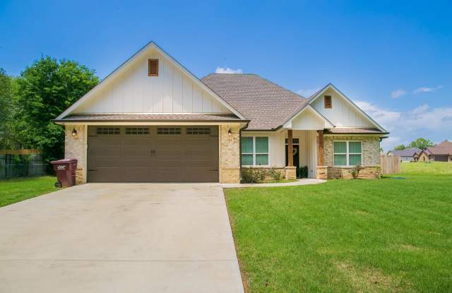 408 S Cypress photos photos