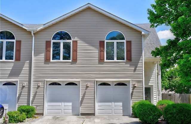 2224 Berrie Circle W - 2224 West Berrie Circle, Virginia Beach, VA 23455