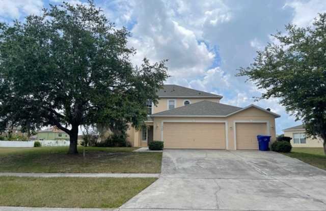 2-Story Home. Corner lot. - 1989 Peridot Circle, Kissimmee, FL 34743