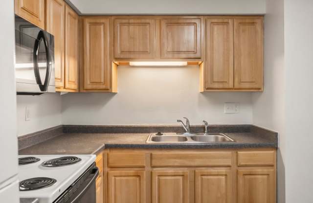 Clover Creek | Standard 2-Bedroom * photos photos