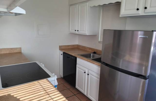 914 N. Belvedere photos photos