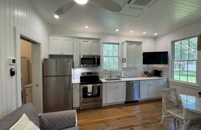1903 Chatham Avenue - 1 photos photos