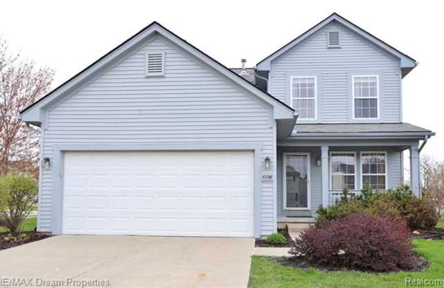 8298 S WARWICK Court Gallery 4