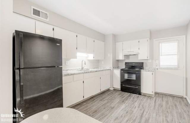 6818 North 17th Avenue photos photos