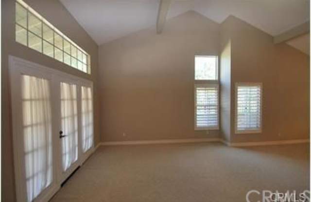 2 Portola Court Gallery 3