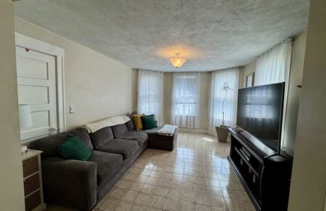 119 Fellsway West photos photos