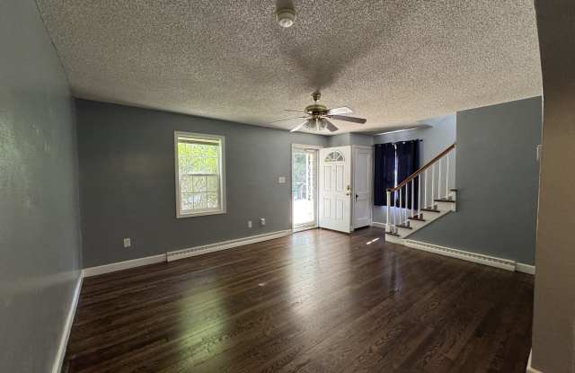 1276 Hillcrest Road - 1276 Hillcrest Road, Fairmont, WV 26554