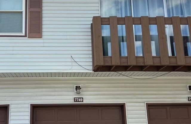 7749 W Harbor Court - 7749 West Harbor Court, Frankfort Square, IL 60423