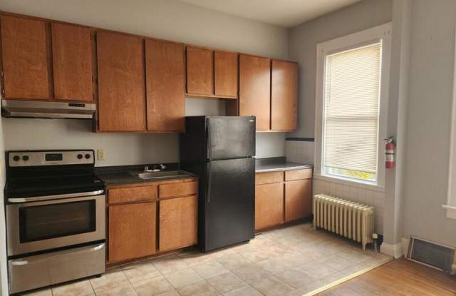 192-194 Main Street - 14 photos photos 192-194 Main Street - 14 photos photos