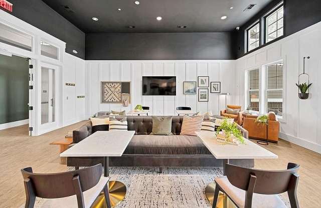 Rosemont Grayson Gallery 2