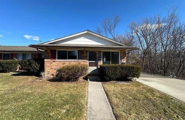 4075 Hazel Avenue photos photos