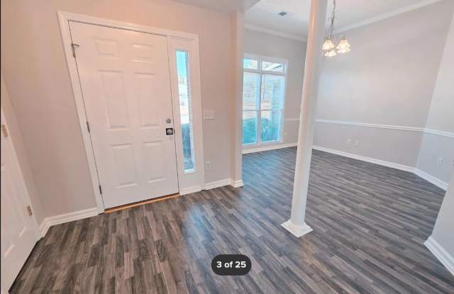North Columbus Home with Garage and Huge Backyard Gallery 4
