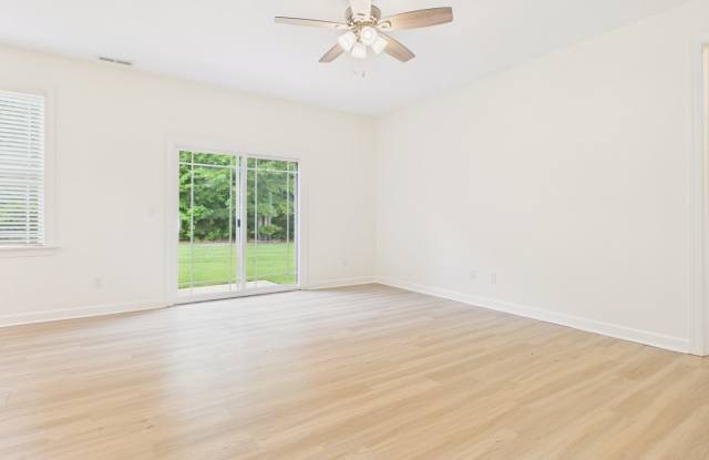 602 Princess Anne Circle Gallery 2