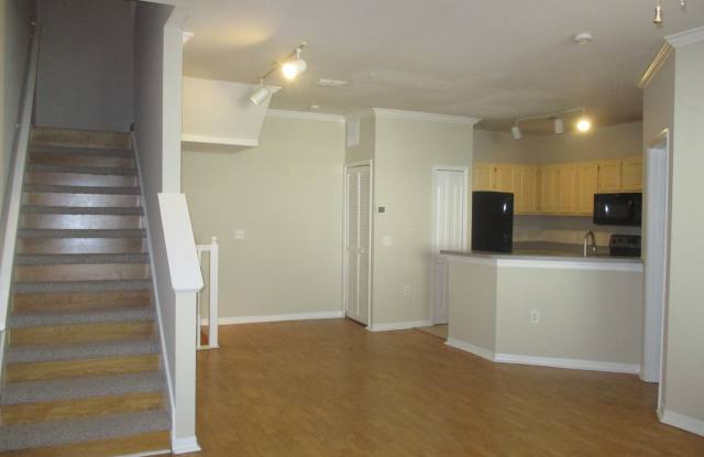 2428 Legacy Lake Drive Gallery 3