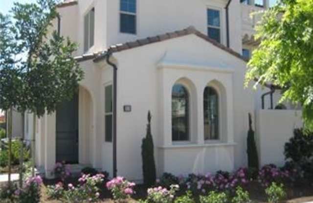 328 Floral View - 328 Floral View, Irvine, CA 92618