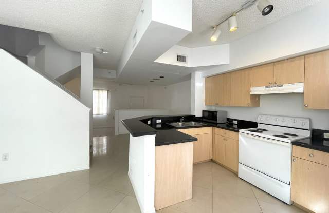 2831 Northeast 185th Street - 1Unit 603 Gallery 4