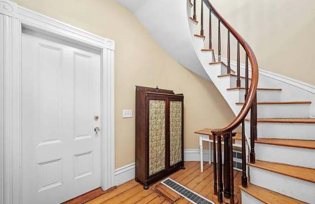 102 Bridge St photos photos