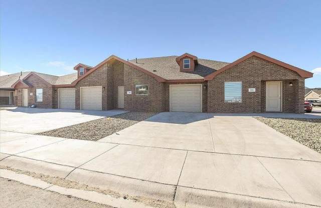 1211 N Essex Avenue photos photos