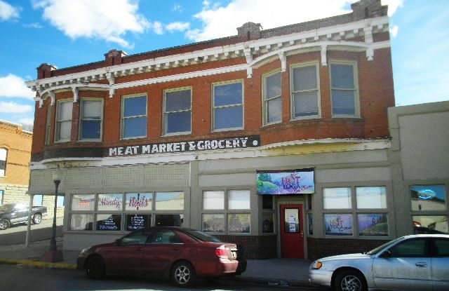502 Main St. photos photos
