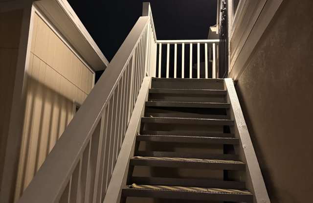 391 Torrington Drive Gallery 2