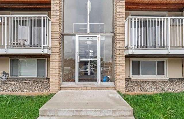 4905 Crooks Road photos photos