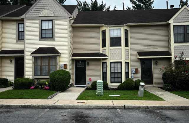 34 Cambridge Townhouse Dr photos photos
