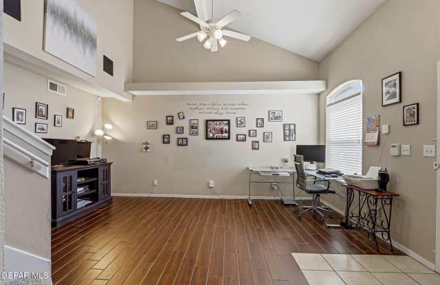 14233 SPANISH POINT Drive Gallery 2