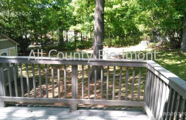 809 McLaughlin Dr Gallery 3